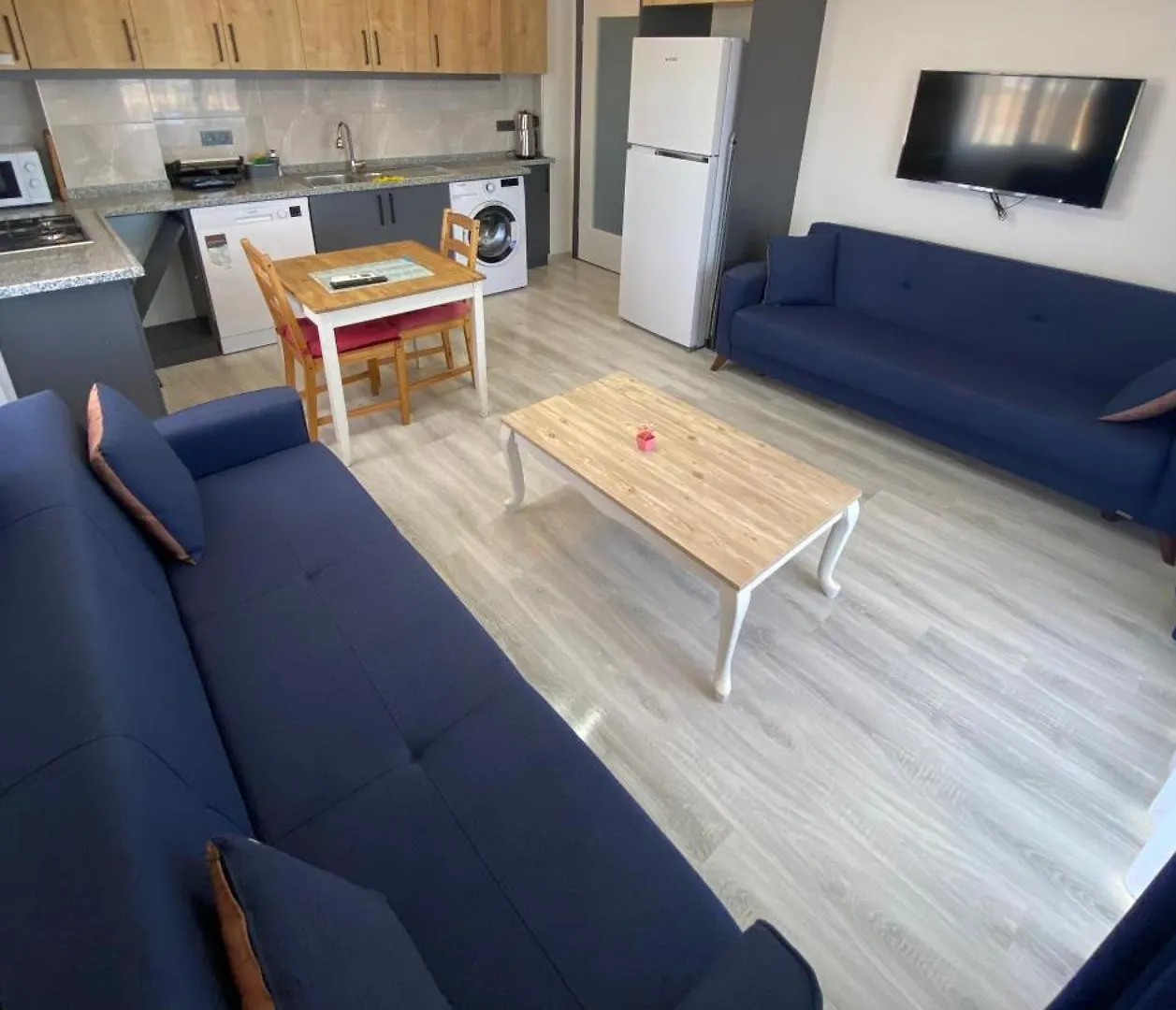 Mavi Restaurant & Apartments 3 Didim