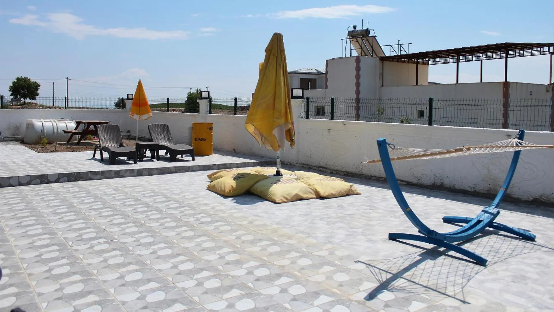 Mavi Restaurant & Apartments 3 Didim 0*,